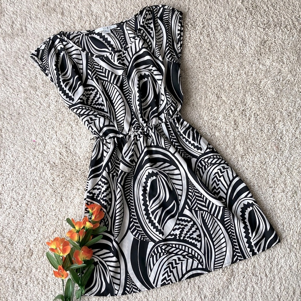 XXI Forever 21 | Abstract Polynesian Print Dress